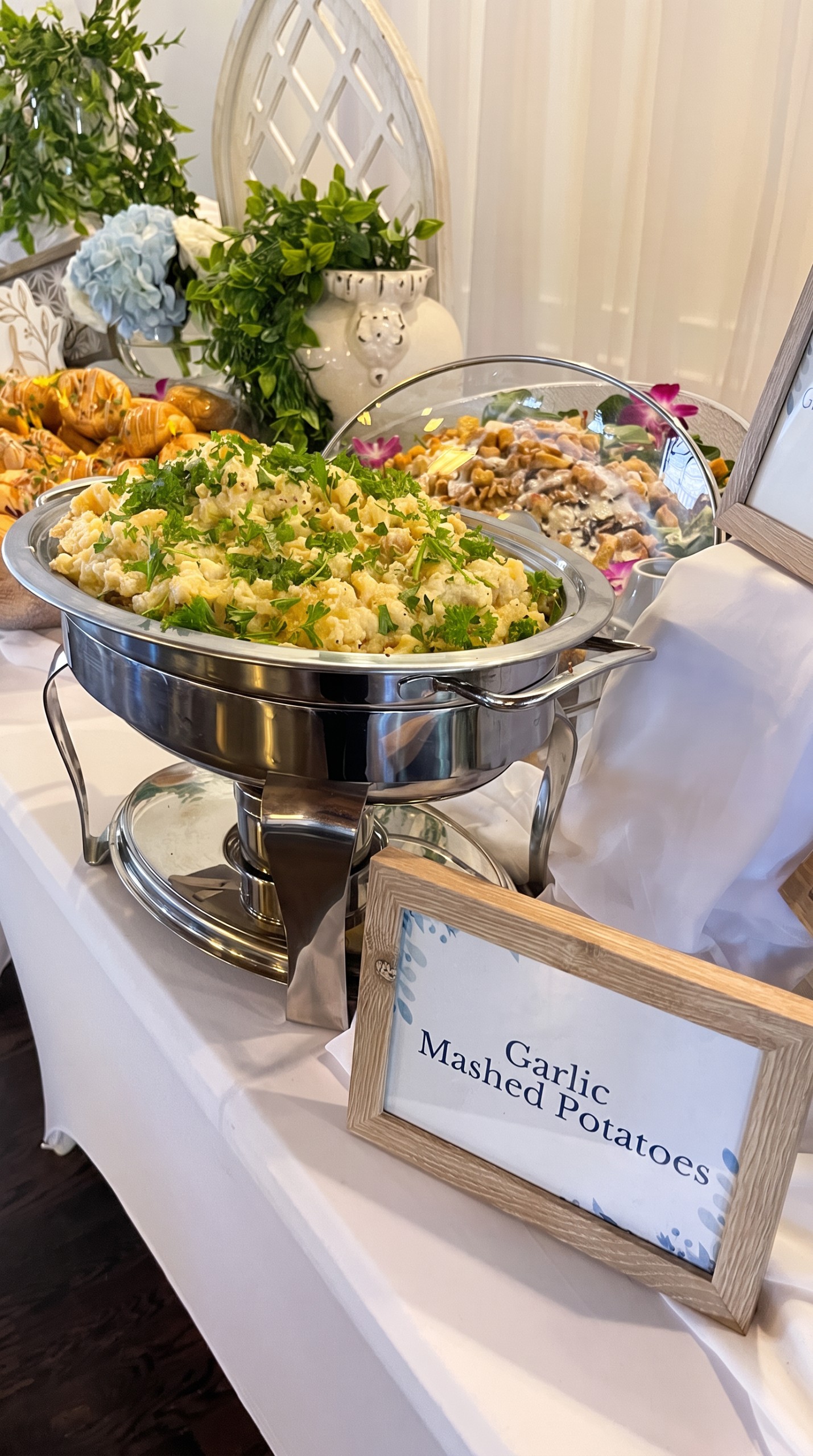 Event photo from Blue & White Garden Dinner by Poppin Social.