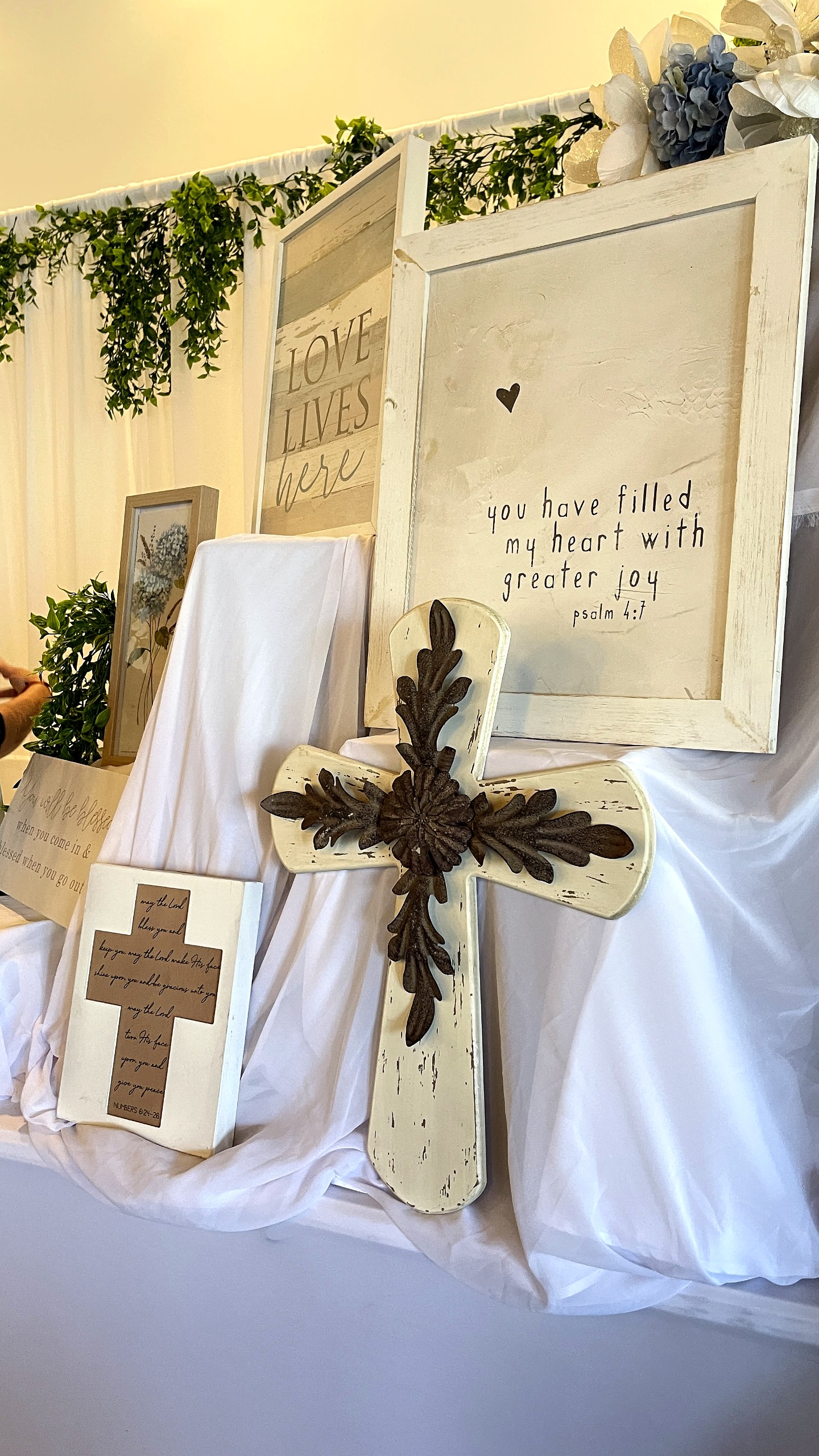 Event photo from Blue & White Garden Dinner by Poppin Social.