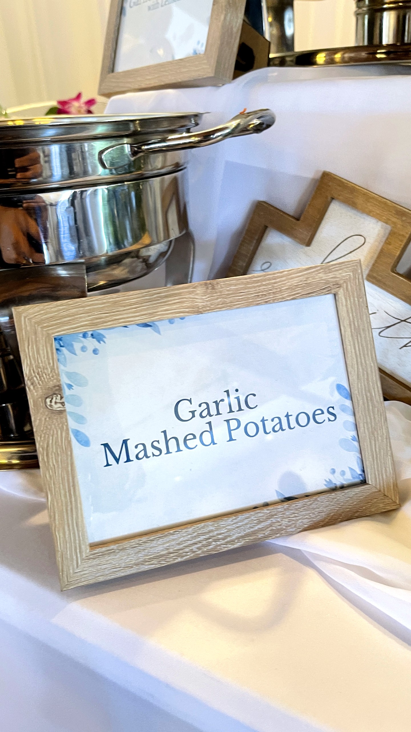 Event photo from Blue & White Garden Dinner by Poppin Social.