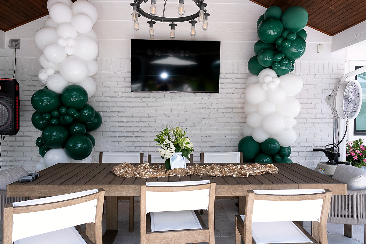 Event photo from Graduation on the Green by Poppin Social.