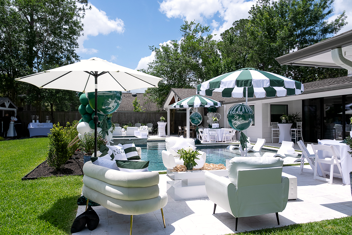 Graduation on the Green by Poppin Social